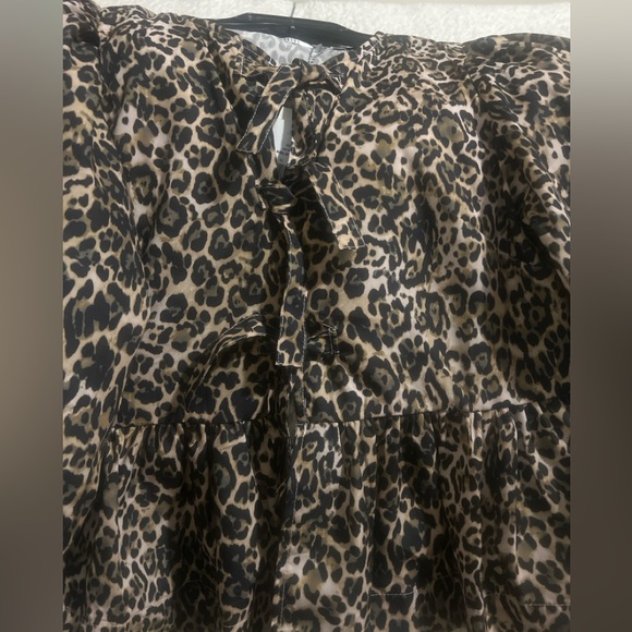 Kaktus Brown Leopard Peplum Blouse Ptp 19” - Picture 2 of 6